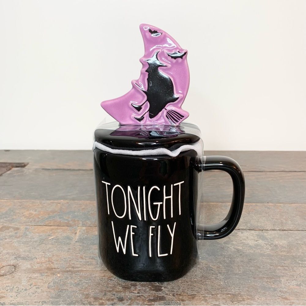 New In Box Rae Dunn Halloween Tonight We Fly Witch Coffee Mug With Topper